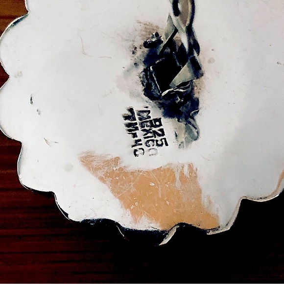 $228  Vintage Estate Clip On Designer Earrings  Marked TM 48 MEXICO - Picture 7 of 8